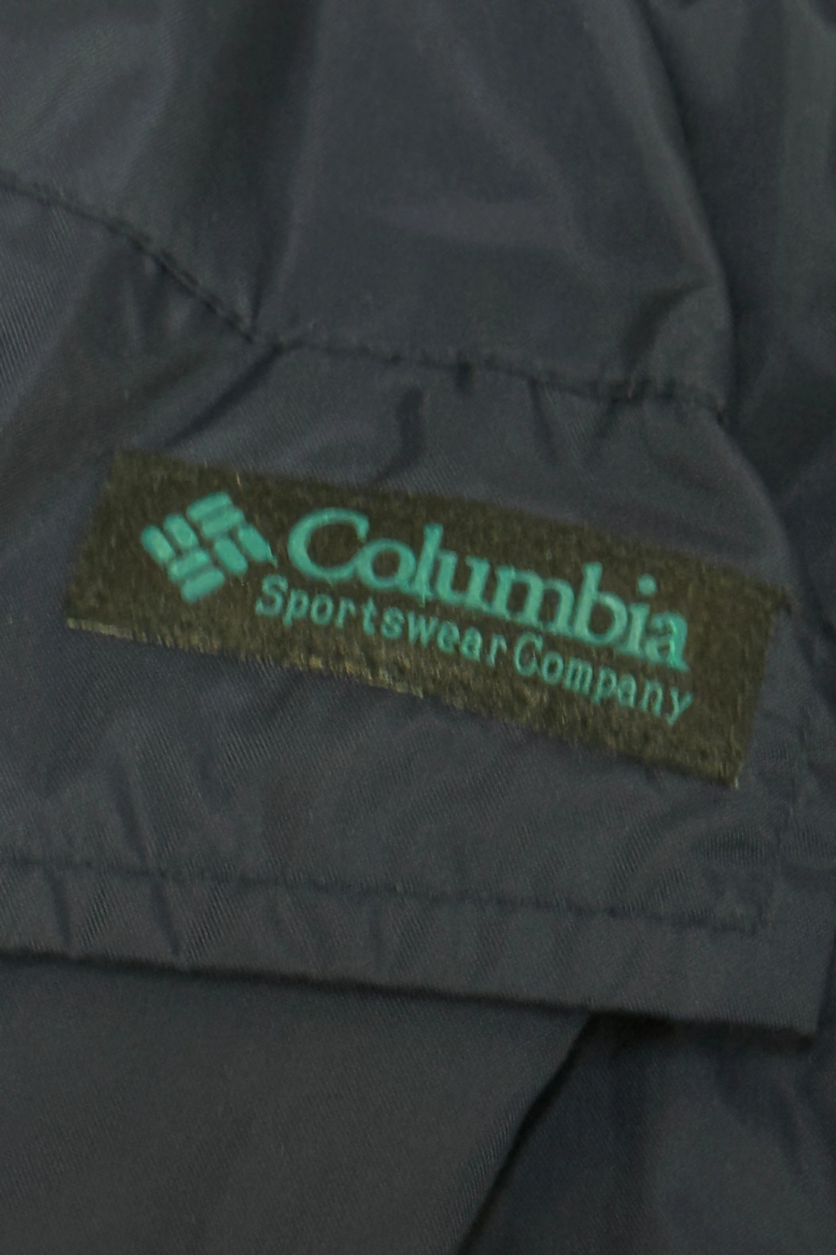 1990’S COLUMBIA WHITE TAG NYLON ZIP HIKING PANTS LARGE